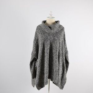 Love by Design Black/Tan Poncho SZ L